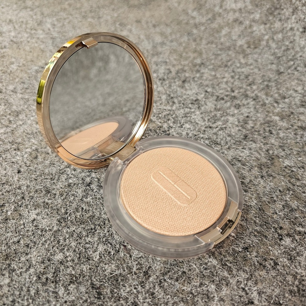 Clinique True Highlight Weightless Illuminator Highlighter, 02 Starlit Glow